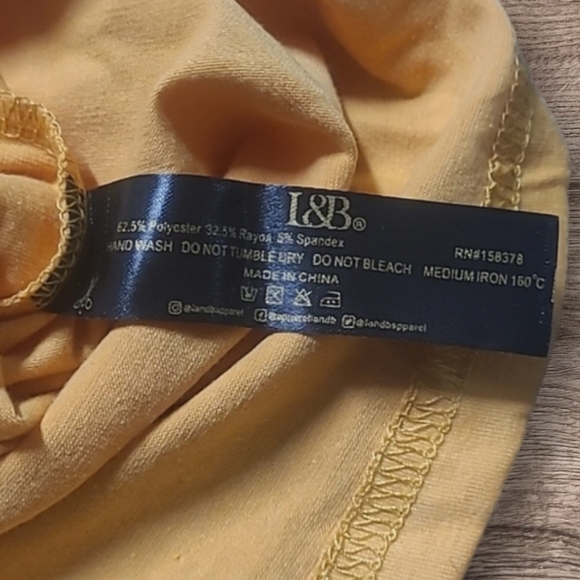 NWT WOMEN'S L&B LUCKY AND BLESSED TANK TOP - Picture 2 of 6